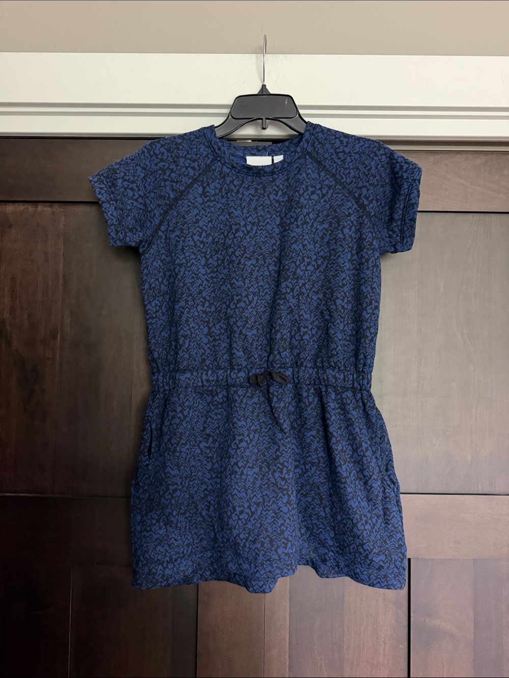 Zella Girl Blue Black Printed Short Sleeve Drawstring Waist Shirt Dress Medium